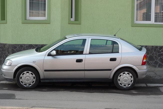 Opel astra an 2007,motor 1,4 cp 90,imatriculata pret 6250 eu