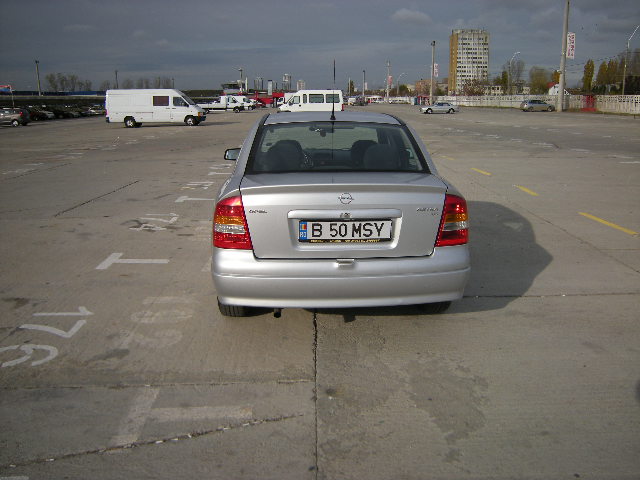 Vanzare Opel astra sedan din 2002 ecotec benzina 101cp